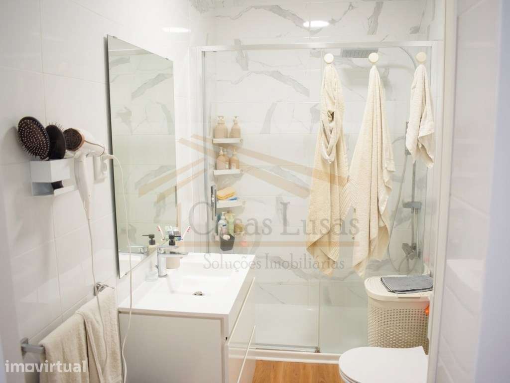 Apartamento T2 Moderno no Centro do Cadaval - Grande imagem: 5/31