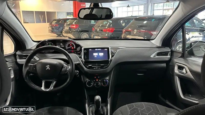 Peugeot 2008 1.6 BlueHDi Style - 38