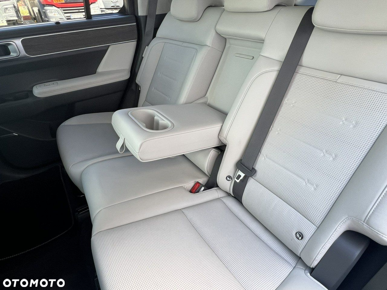 Hyundai Santa Fe - 15