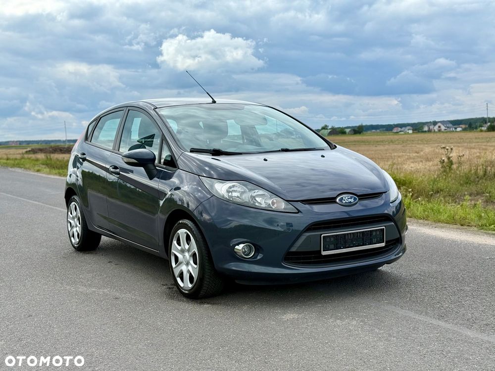 Ford Fiesta 1.25 Celebration - 5