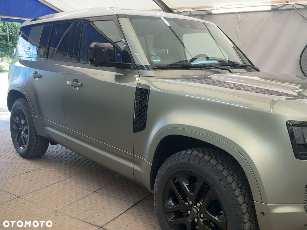 Land Rover Defender 110 D200 SE - 8