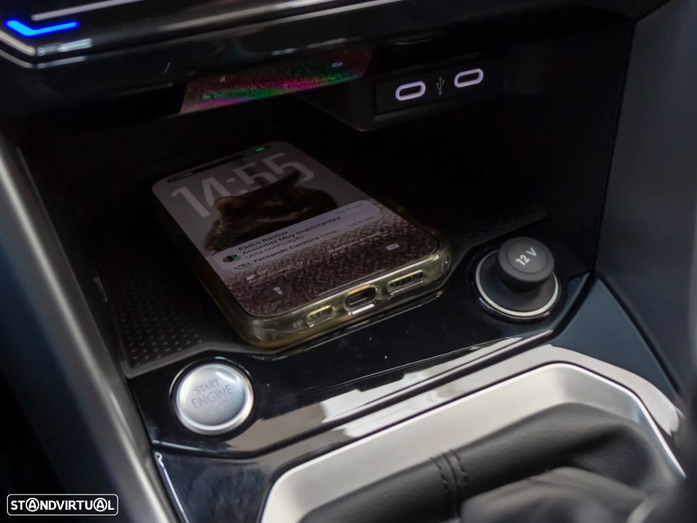 VW T-Roc 1.0 TSI Urban - 40