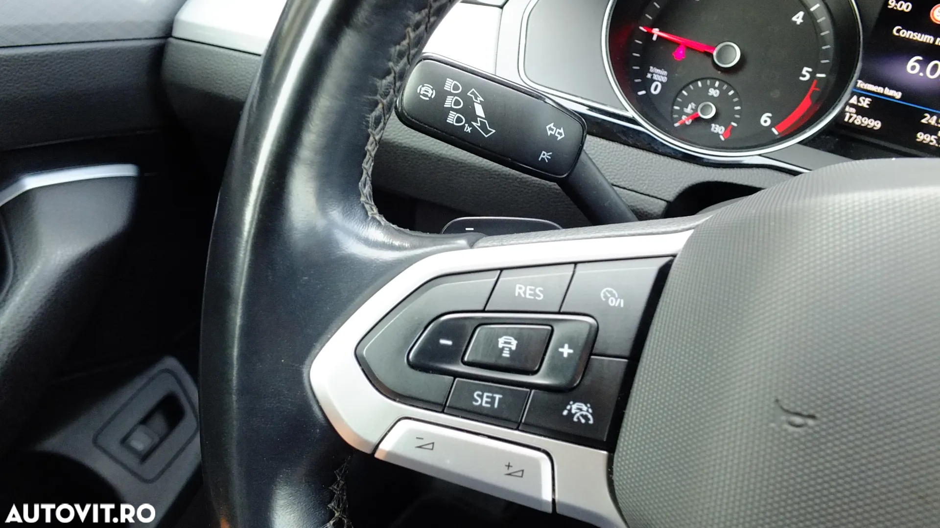 Volkswagen Passat Variant 2.0 TDI DSG Comfortline - 12