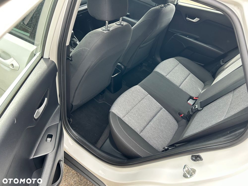 Kia Stonic 1.4 L - 20