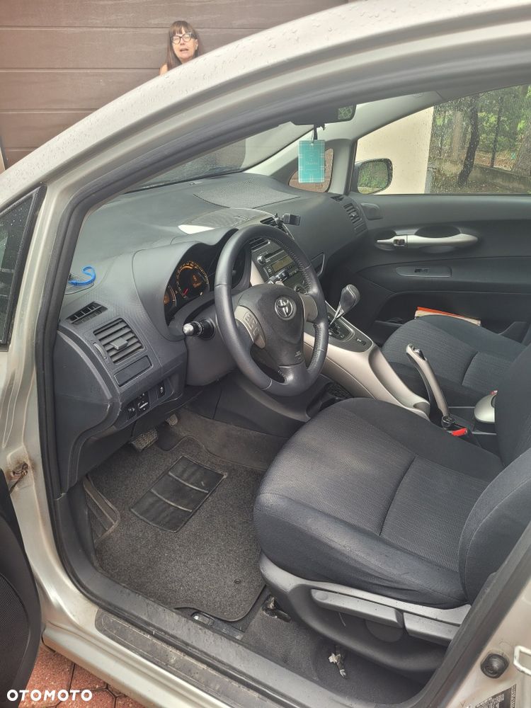 Toyota Auris - 7