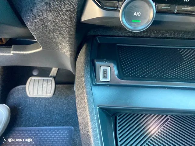 Citroën C4 1.2 PureTech Shine Pack EAT8 - 29