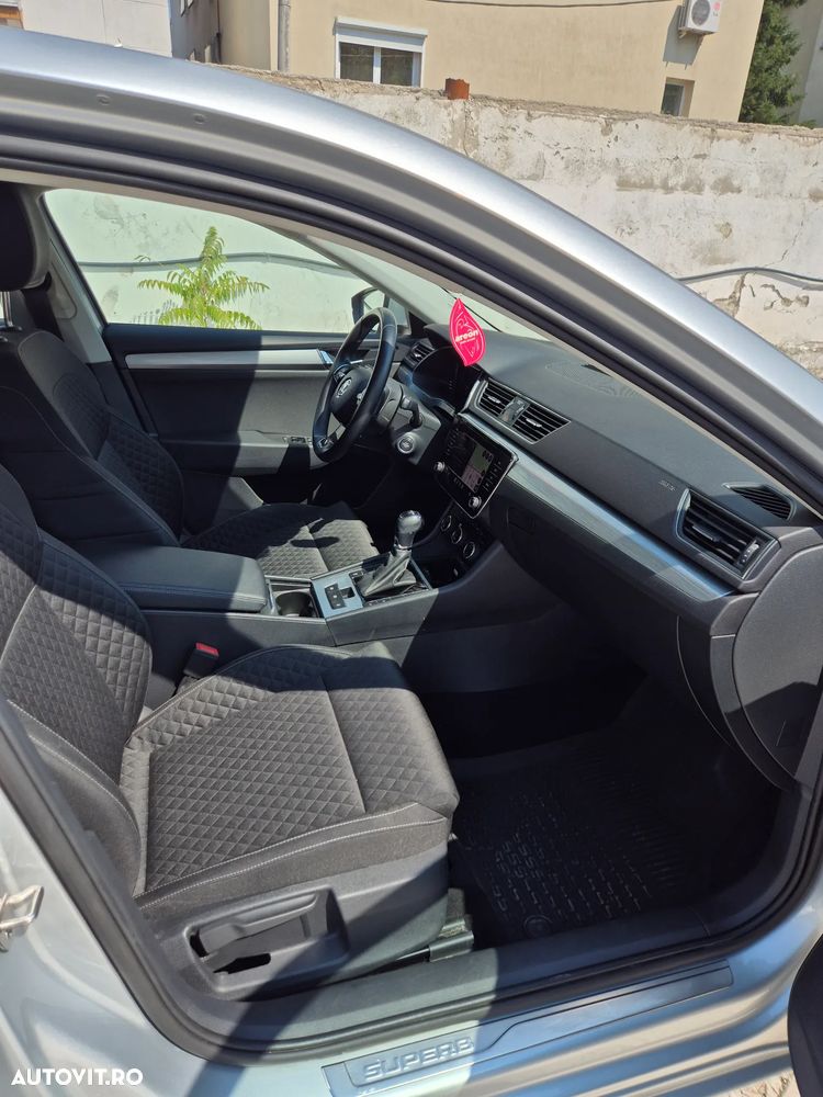 Skoda Superb 2.0 TDI DSG Style - 7