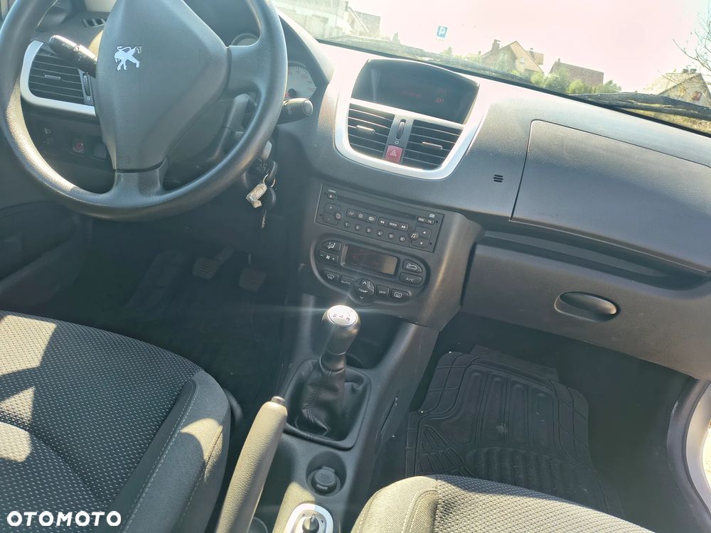 Peugeot 206 plus 75 - 10