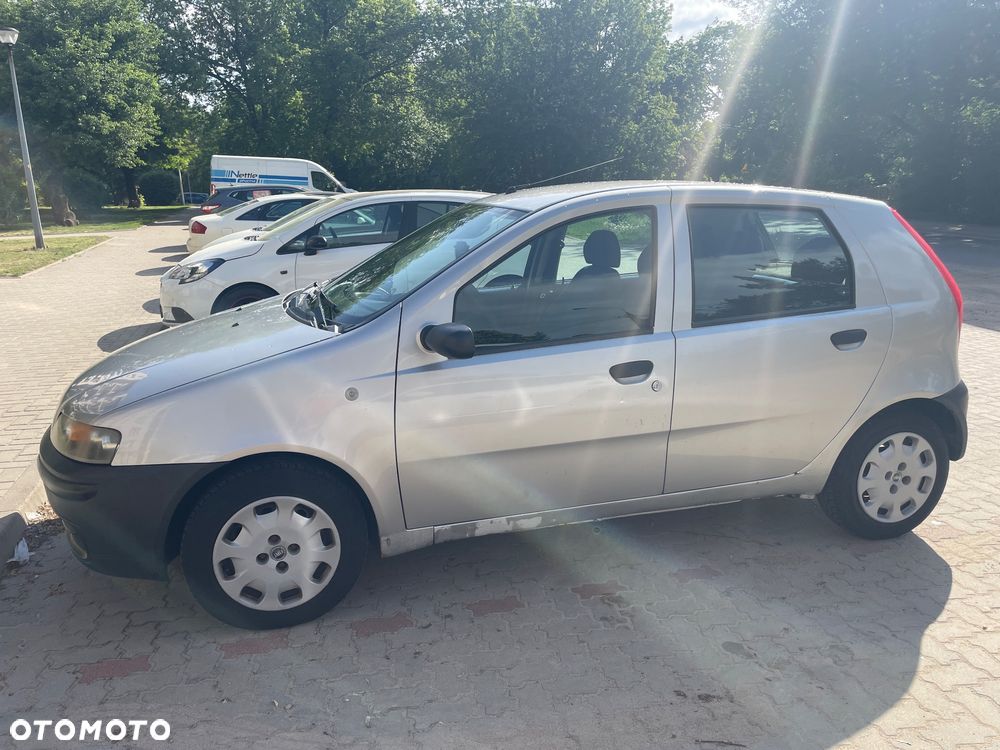 Fiat Punto 1.2 8V ELX - 2
