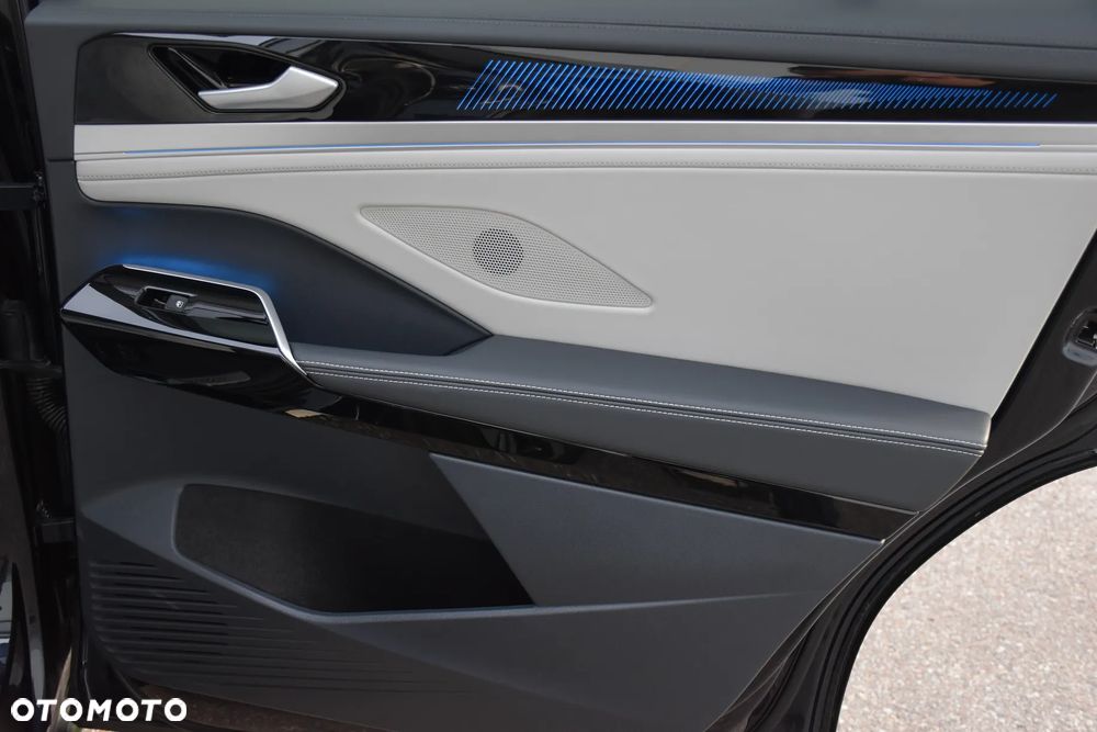 Volkswagen ID.6 - 31