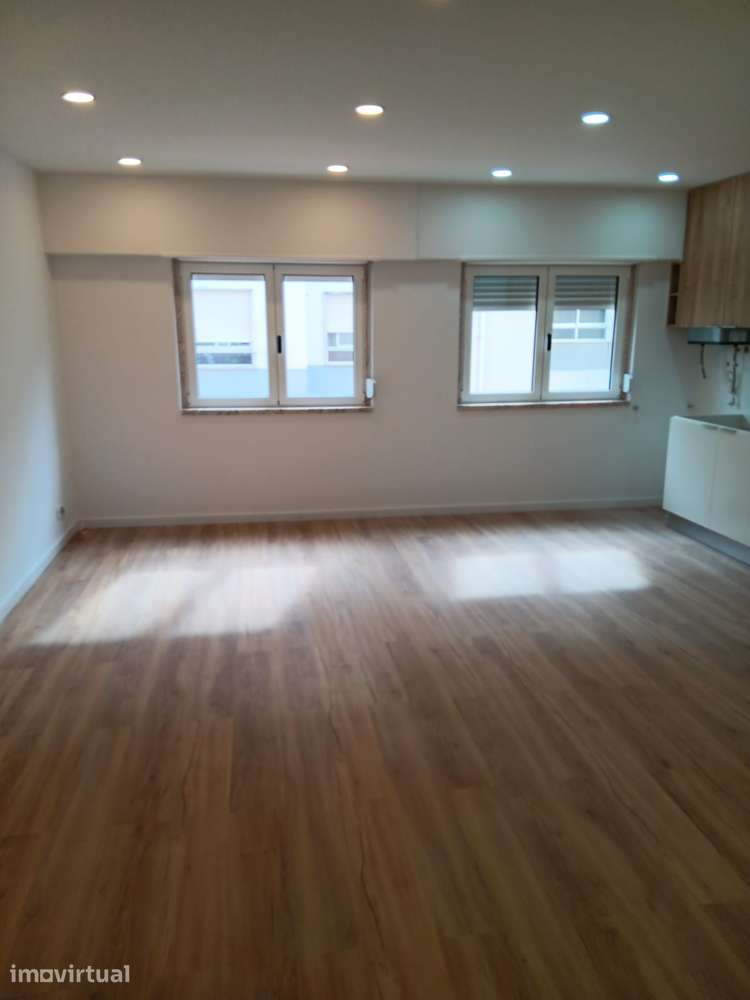 Apartamento T3 Bom Sucesso - Alverca - Grande imagem: 2/13