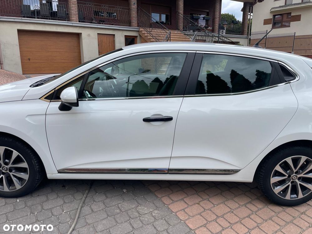 Renault Clio - 8