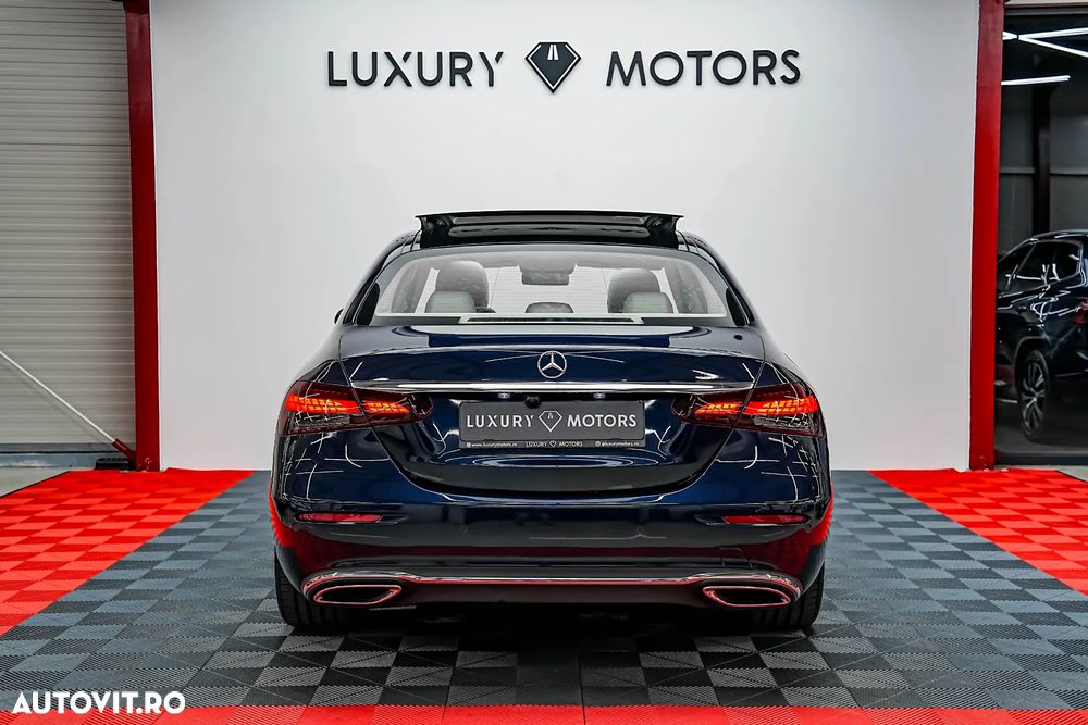 Mercedes-Benz E 220 d 4MATIC 9G-TRONIC Exclusive - 12