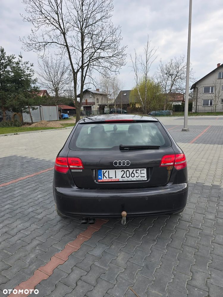 Audi A3 Sportback 2.0 TDI DPF Ambiente - 12