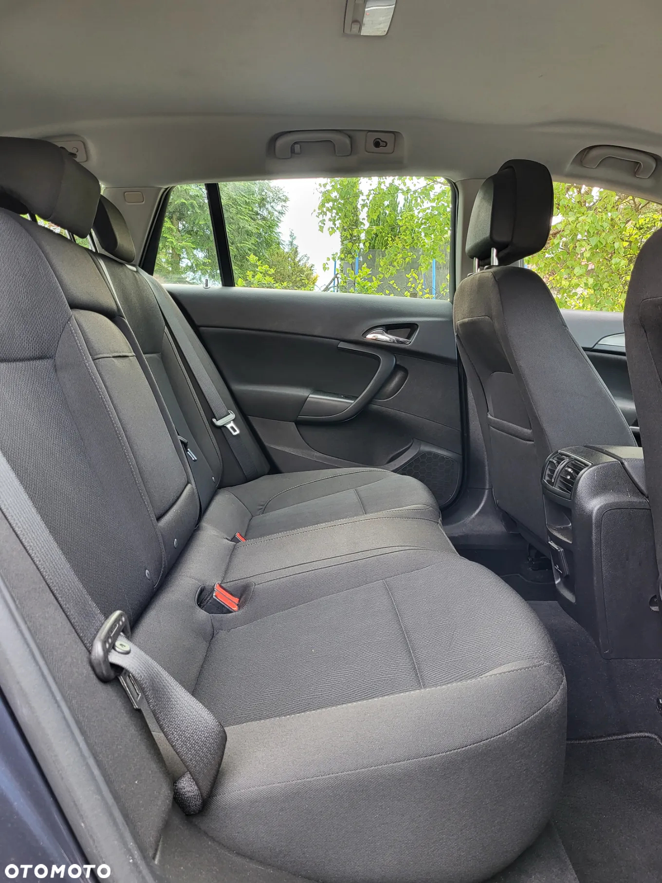 Opel Insignia 1.6 Turbo Sports Tourer Cosmo - 27