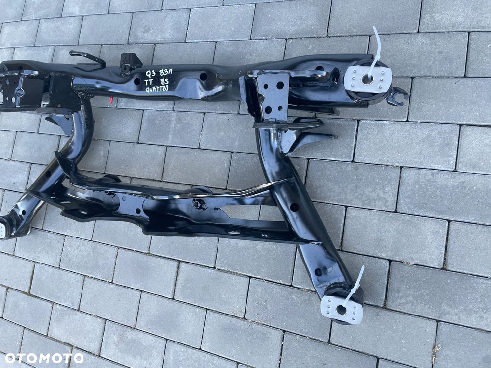 BELKA ZAWIESZENIA TYLNEGO AUDI Q3 83A, TT 8S - NOWA - 2