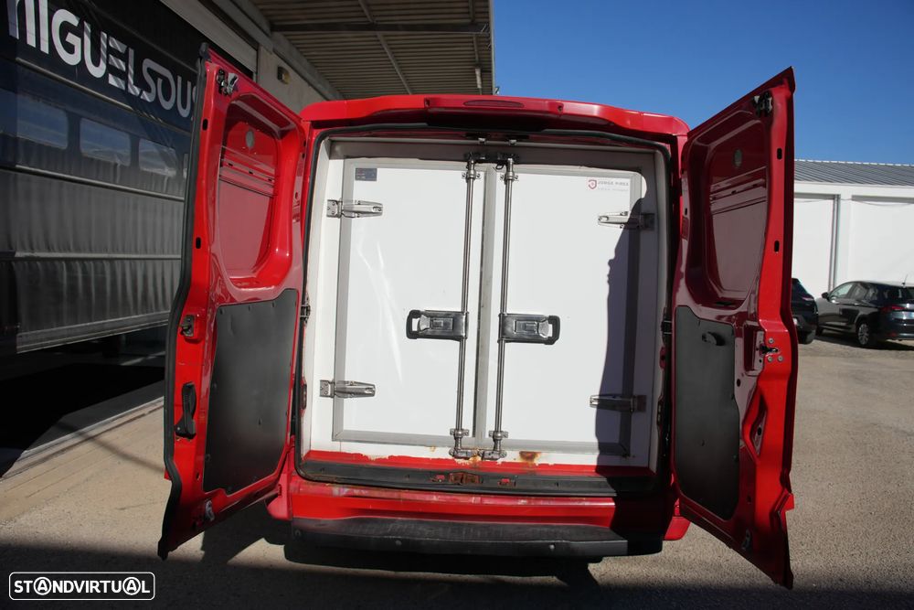 Iveco Daily Frio HI-MATIC 35-160 2.3td 160cv Automática - 7