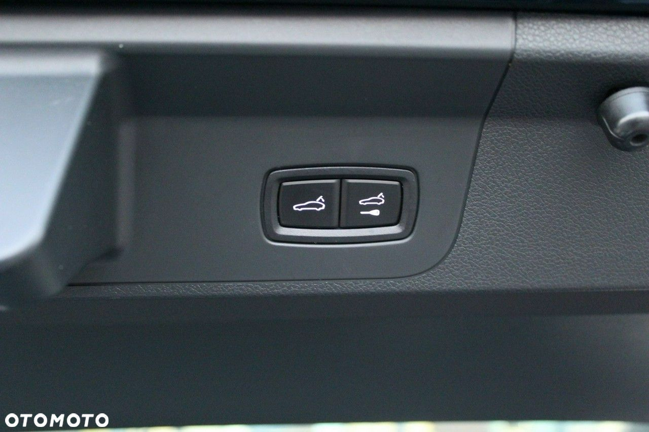 Porsche Panamera - 24