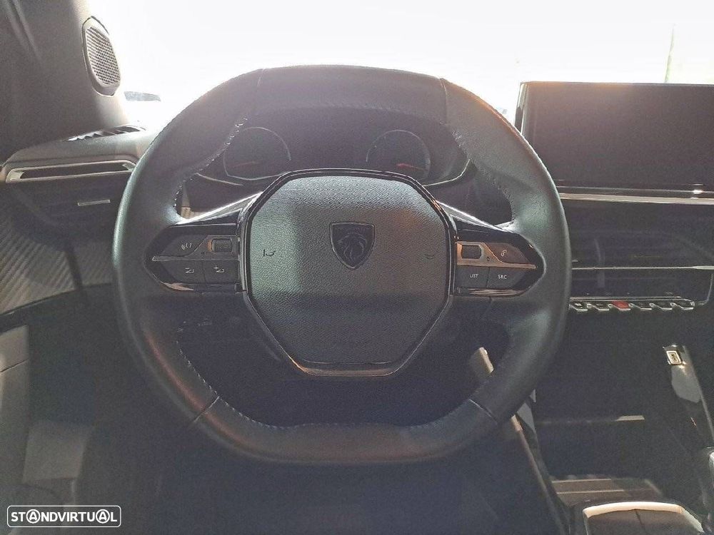 Peugeot 2008 1.2 PureTech Active - 12