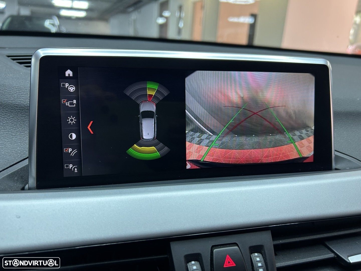 BMW X1 16 d sDrive Auto Line Sport - 8