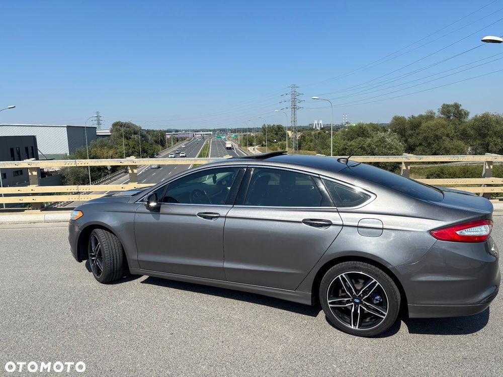 Ford Fusion - 5