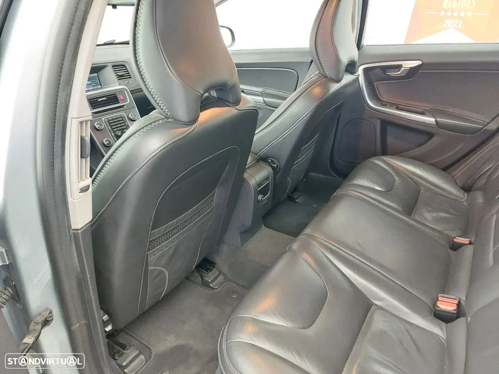 Volvo V60 - 11