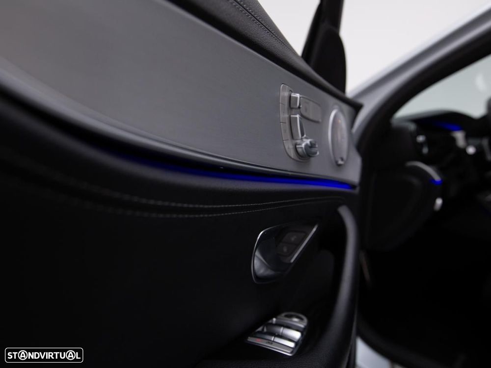 Mercedes-Benz E 300 de 9G-TRONIC - 18