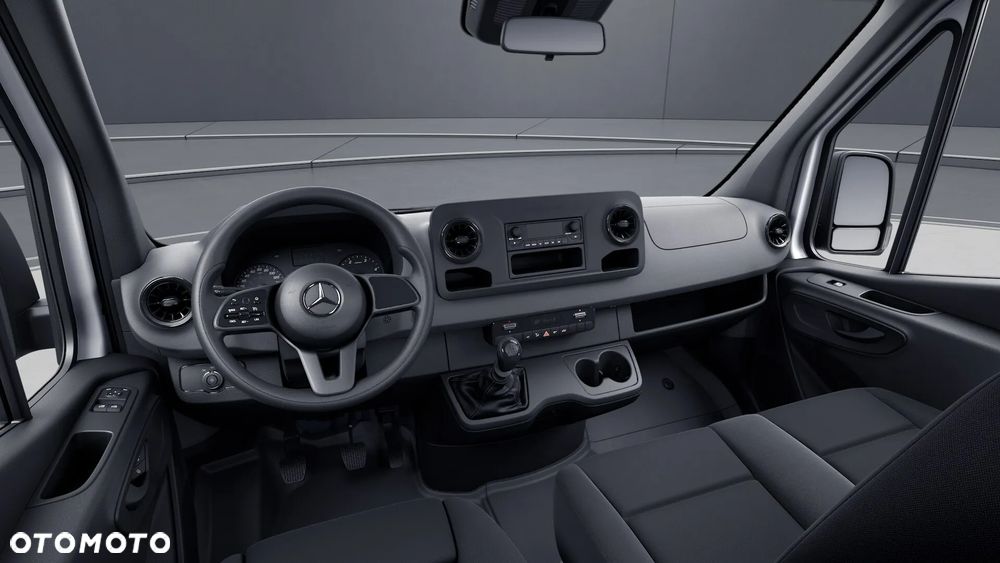 Mercedes-Benz Sprinter - 21