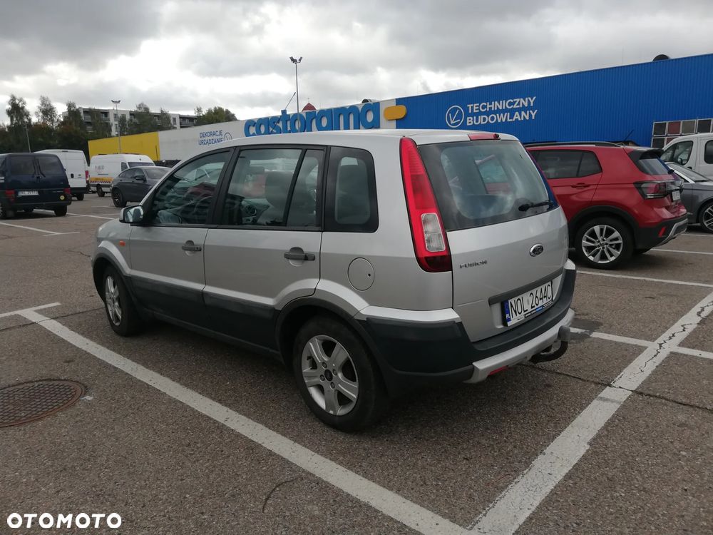 Ford Fusion - 5