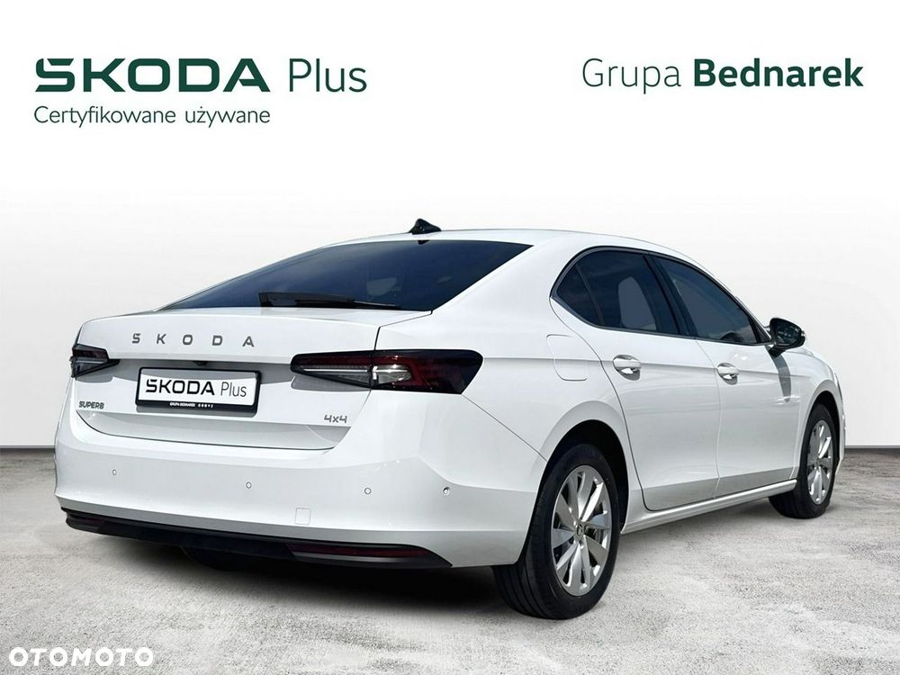 Skoda Superb 2.0 TDI SCR 4x4 Selection DSG - 5