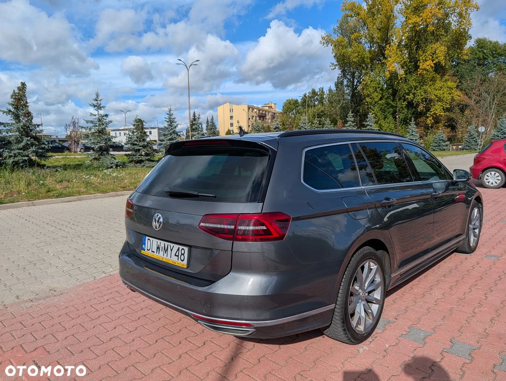 Volkswagen Passat - 22