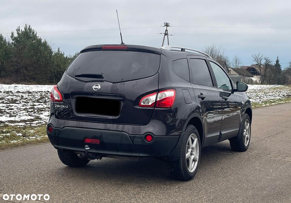 Nissan Qashqai+2 2.0 4x4 Tekna CVT - 9