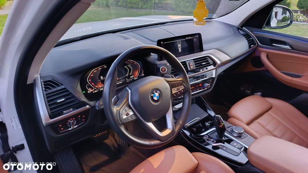 BMW X3 xDrive20d Luxury Line - 12