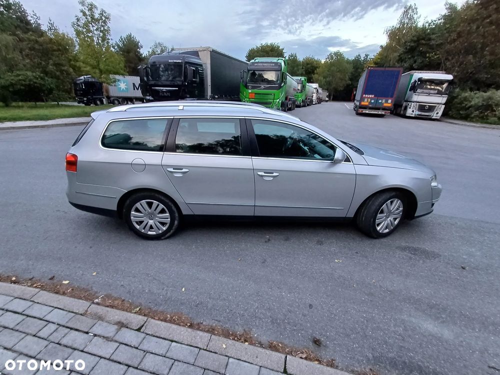 Volkswagen Passat 2.0 TDI DPF Highline - 2