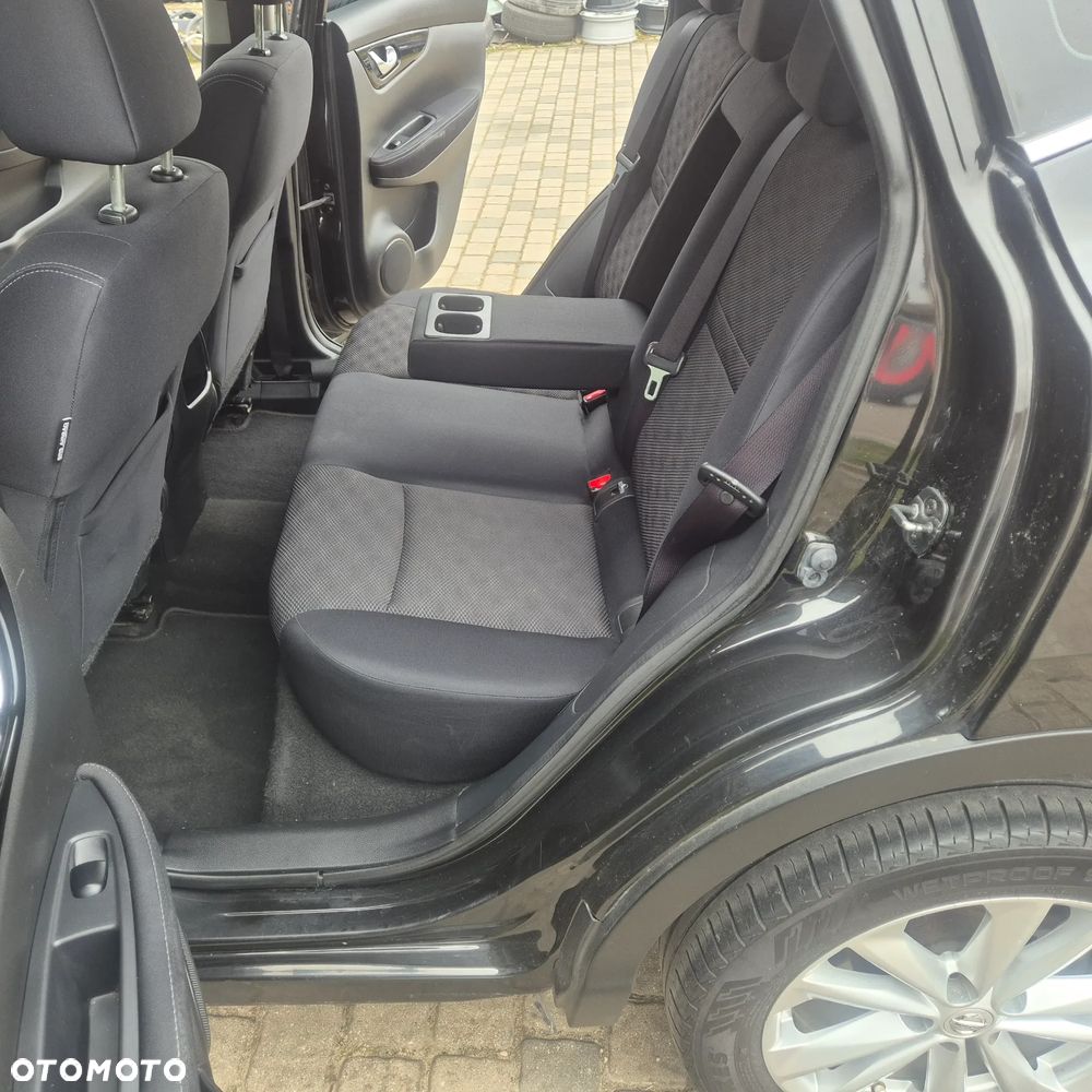 Nissan Qashqai 1.6 dCi 4 x 4 DPF Start/Stop tekna - 13