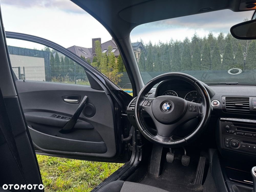 BMW Seria 1 118d - 2