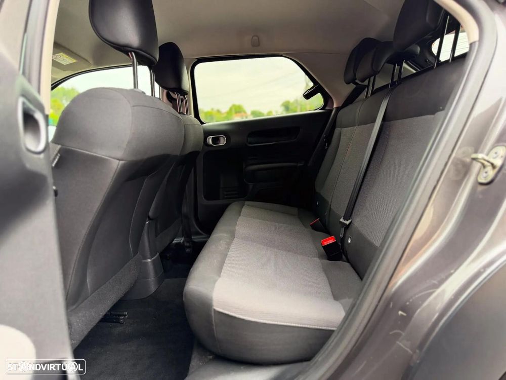 Citroën C4 Cactus 1.6 BlueHDi Feel J17 - 16