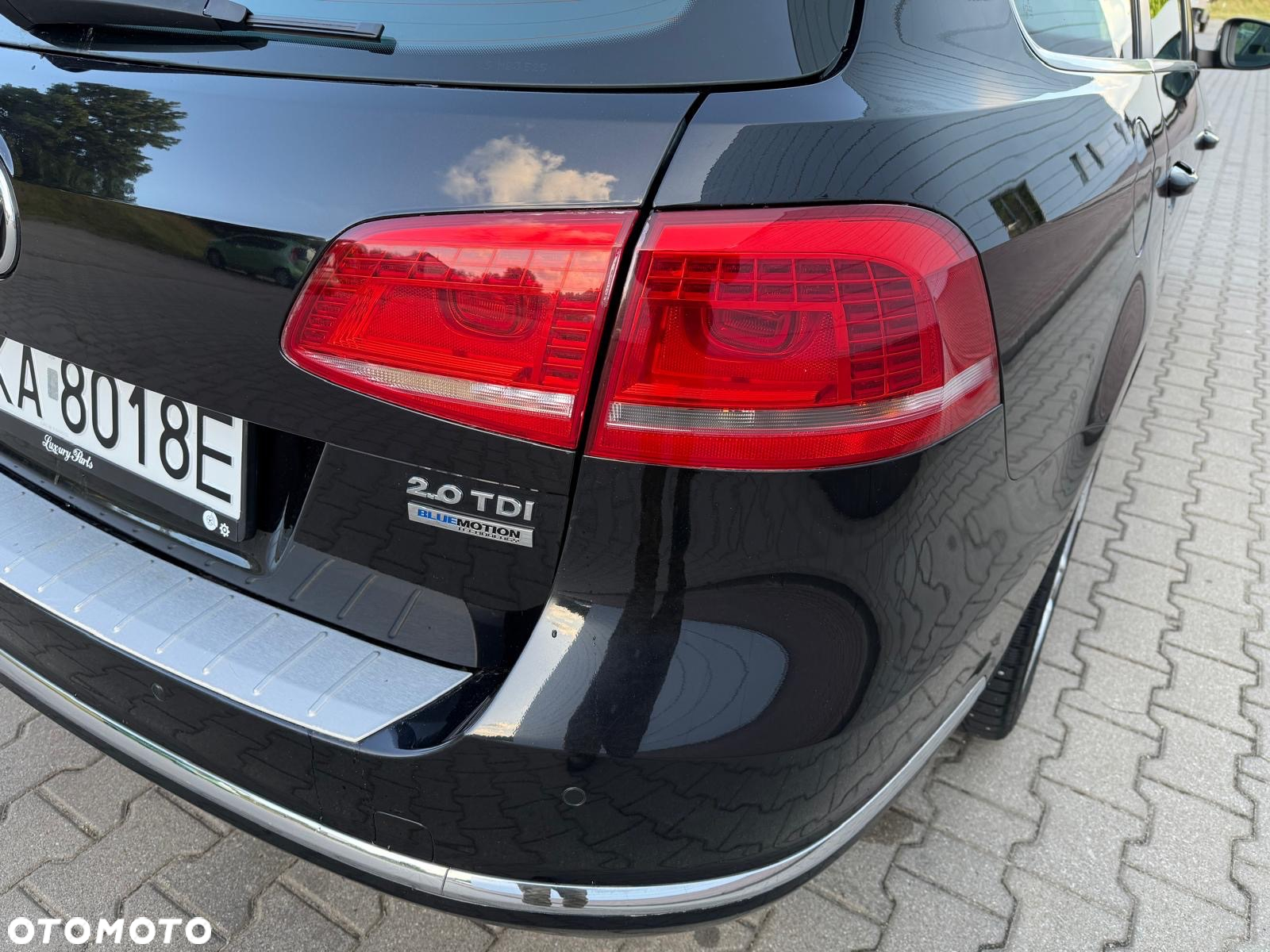 Volkswagen Passat 2.0 TDI DPF Highline - 17