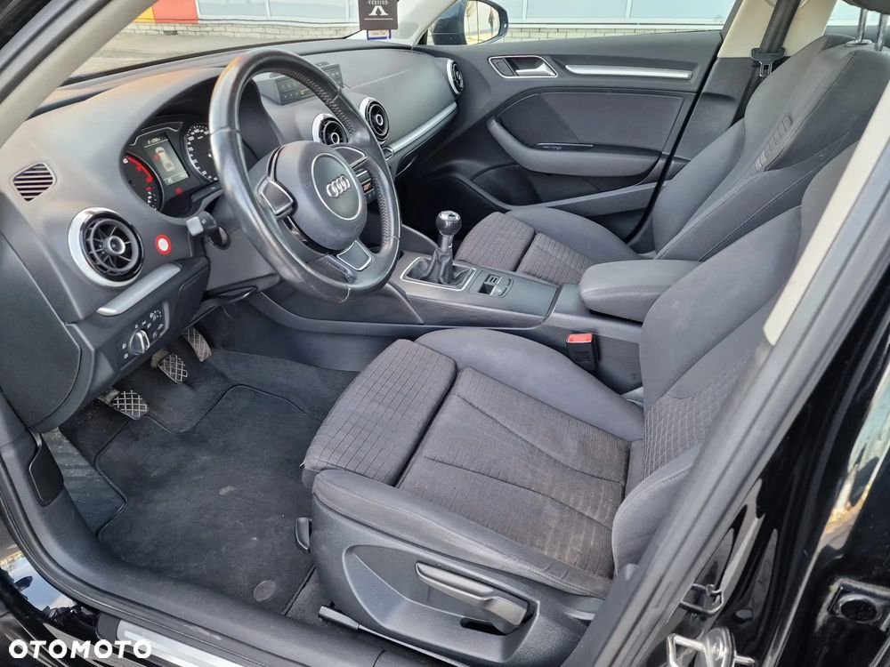 Audi A3 Sportback 1.4 TFSI Attraction - 26
