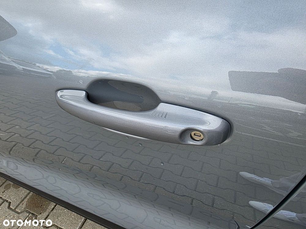 Ford Kuga - 11