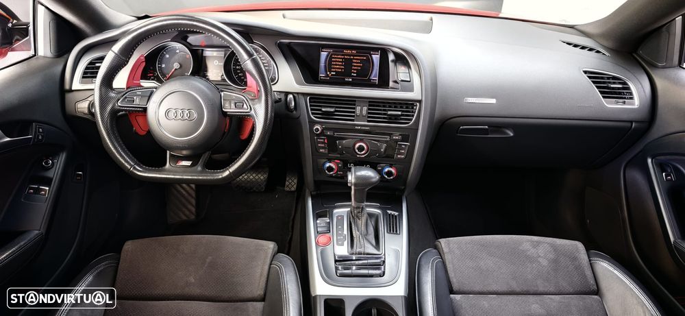 Audi A5 2.0 TDI Multitronic S-line - 26