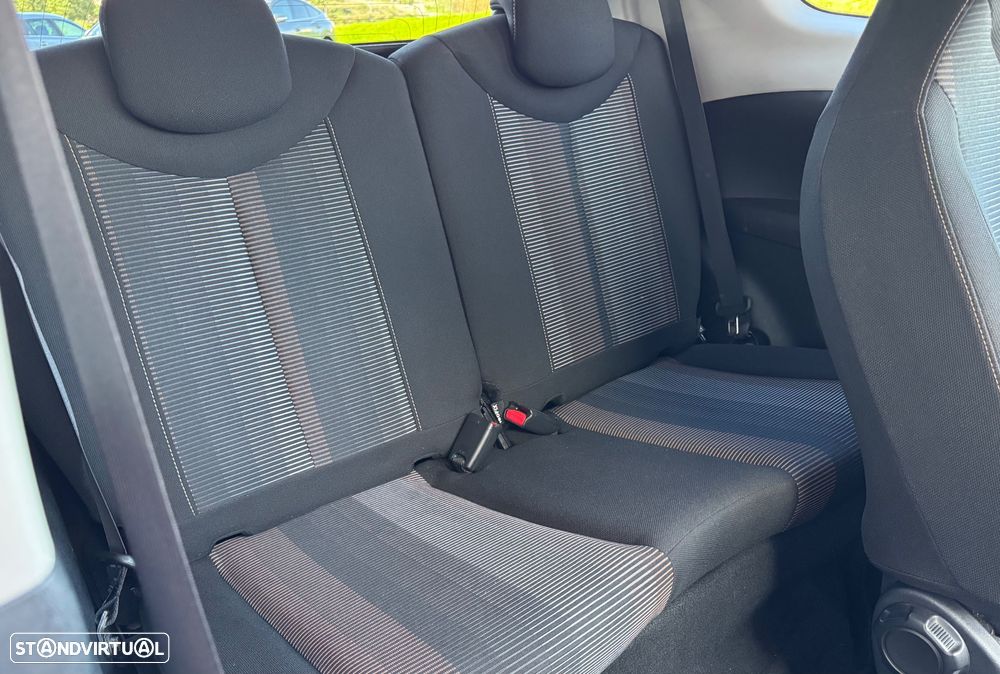 Peugeot 108 1.2 VTi Allure - 30