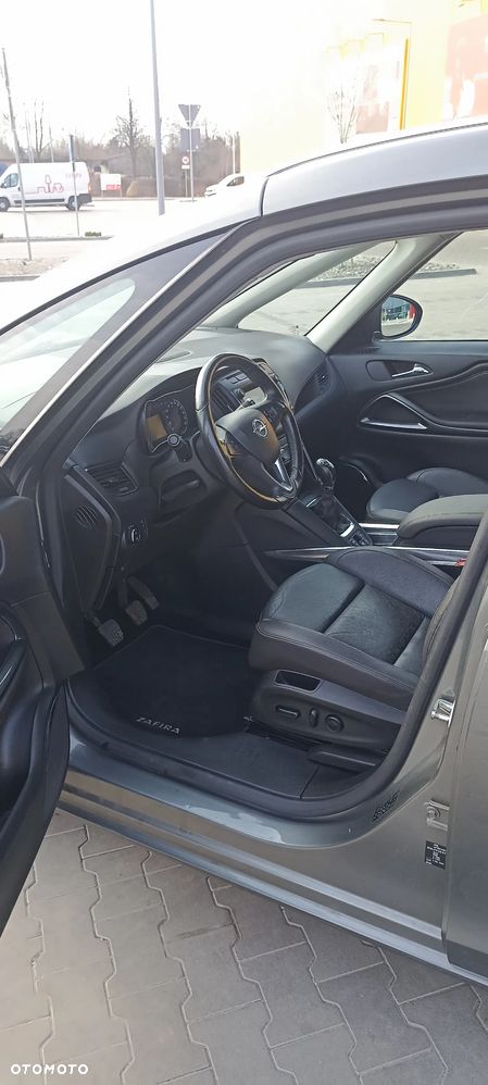 Opel Zafira 1.6 CDTI Elite S&S - 12