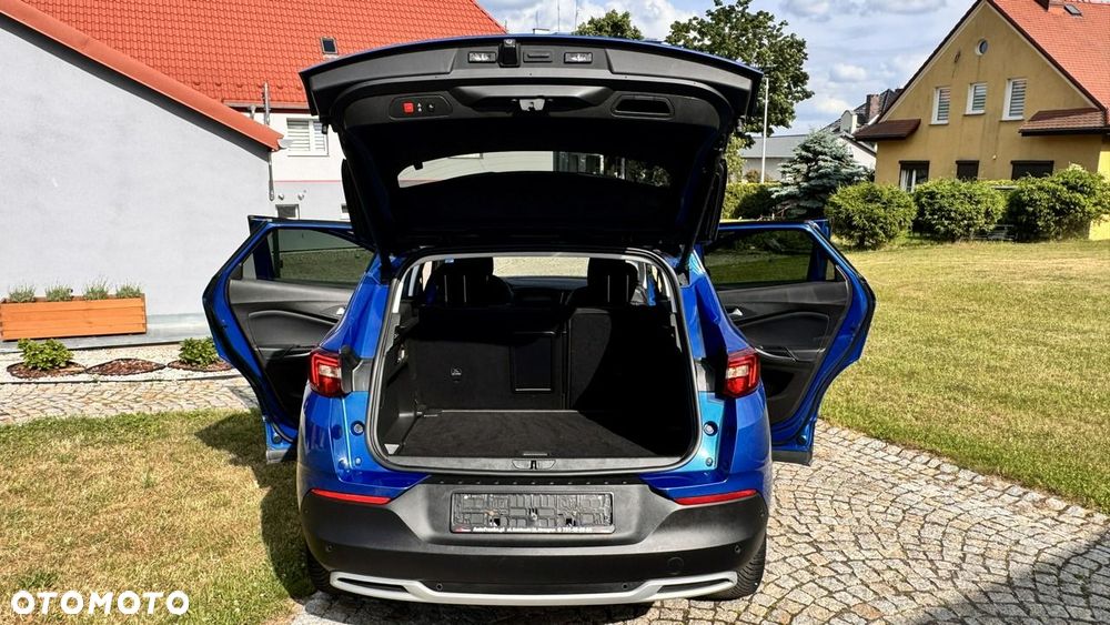 Opel Grandland X - 16