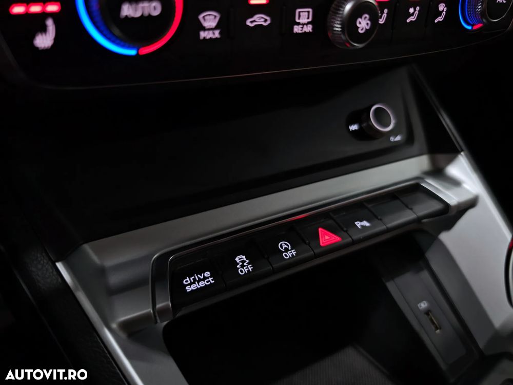 Audi Q3 Sportback 2.0 35 TDI S tronic S Line - 21