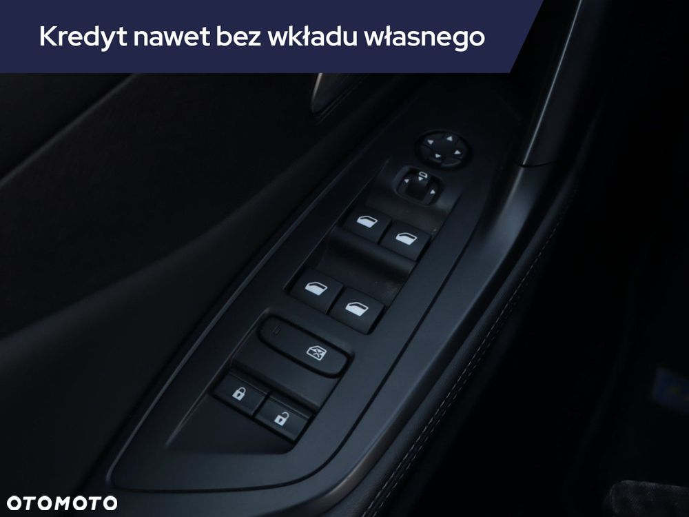 Peugeot 408 - 23