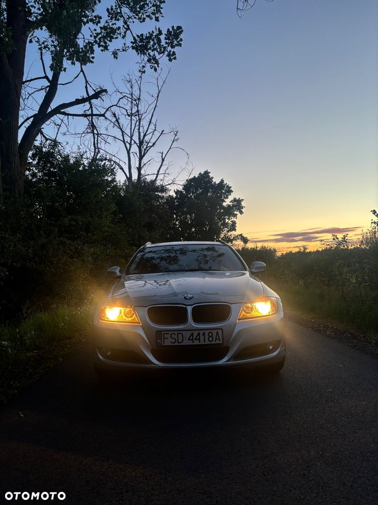 BMW Seria 3 318d DPF - 21