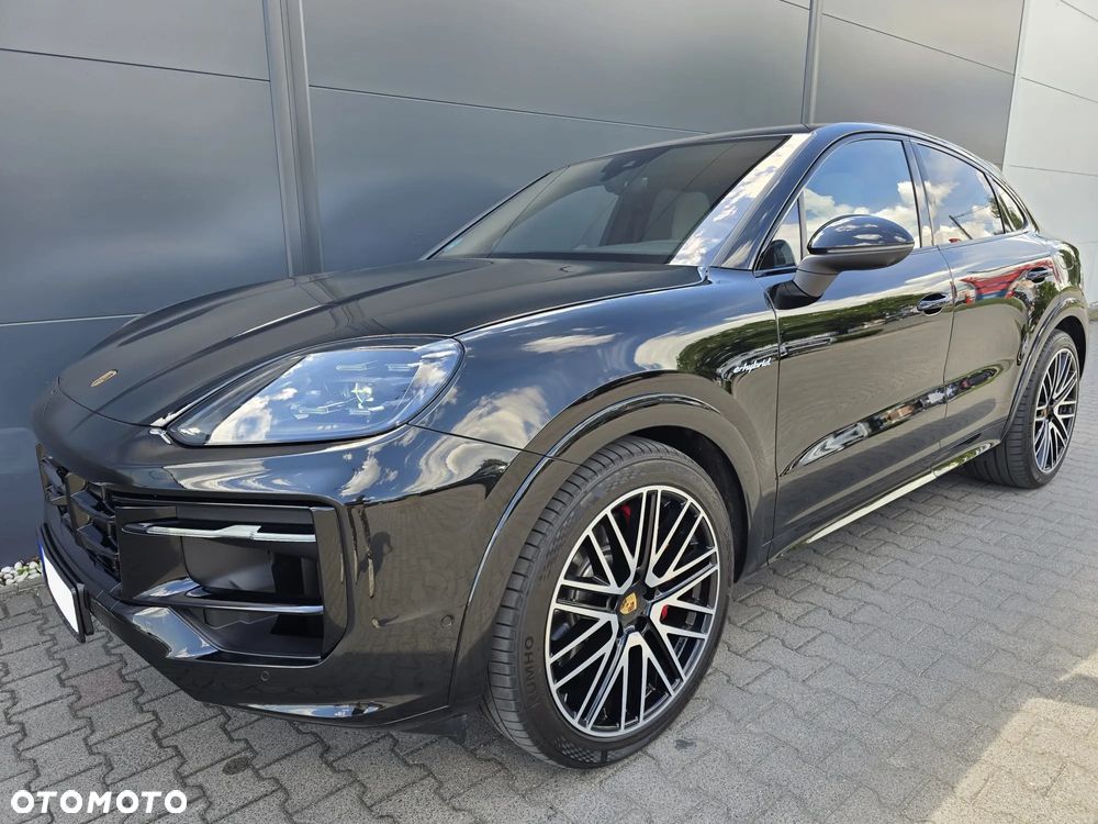 Porsche Cayenne S E-Hybrid PHEV - 2