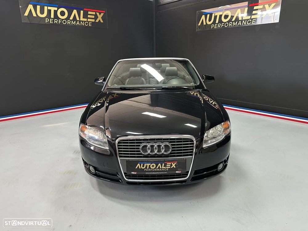 Audi A4 Cabrio 2.0 TDi Exclusive - 2
