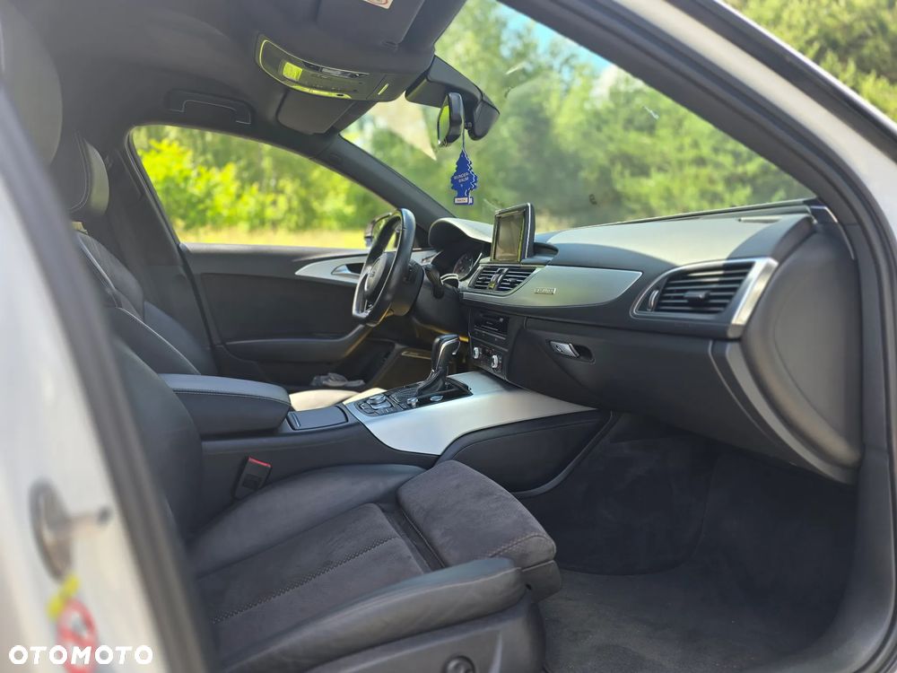 Audi A6 Avant 3.0 TDI Quattro S tronic - 12